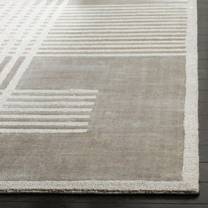 Safavieh Mirage MIR650 Hand Loomed Rug