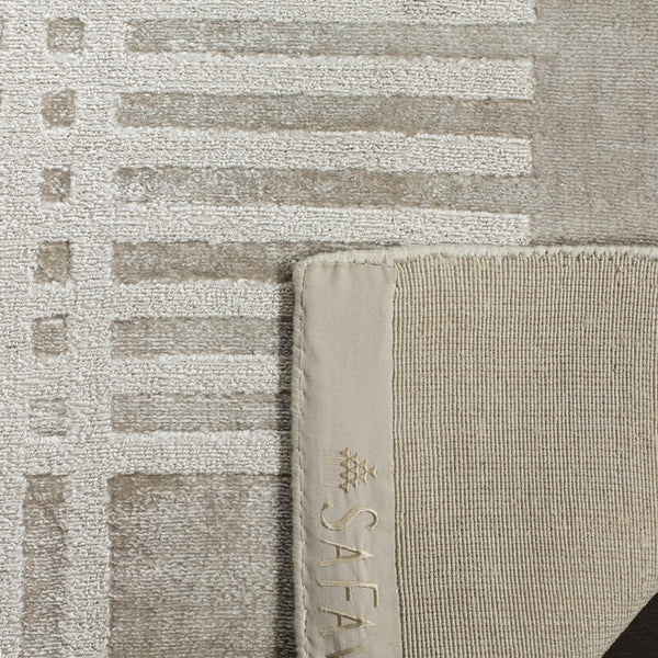 Safavieh Mirage MIR650 Hand Loomed Rug