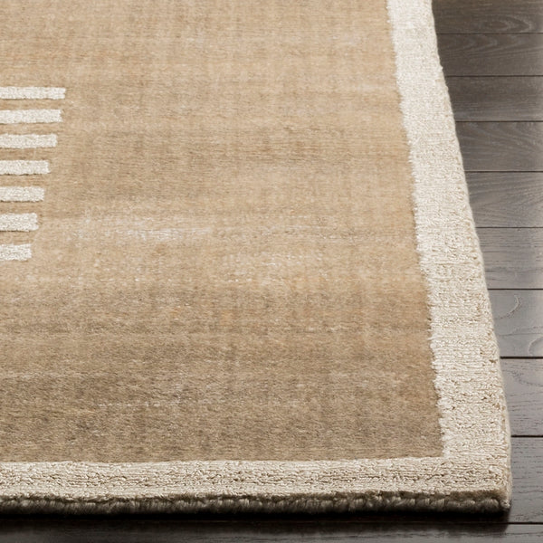 Safavieh Mirage MIR650 Hand Loomed Rug