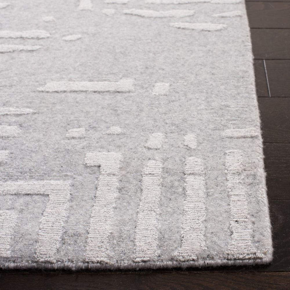 Safavieh Mirage MIR651 Hand Loomed Rug