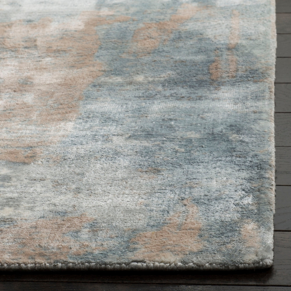 Safavieh Mirage MIR725 Rug