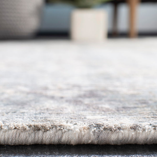 Safavieh Mirage MIR746 Hand Loomed Rug