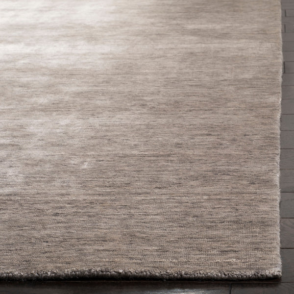 Safavieh Mirage MIR801 Hand Loomed Rug