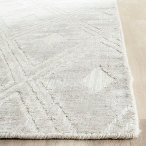 Safavieh Mirage MIR851 Hand Loomed Rug
