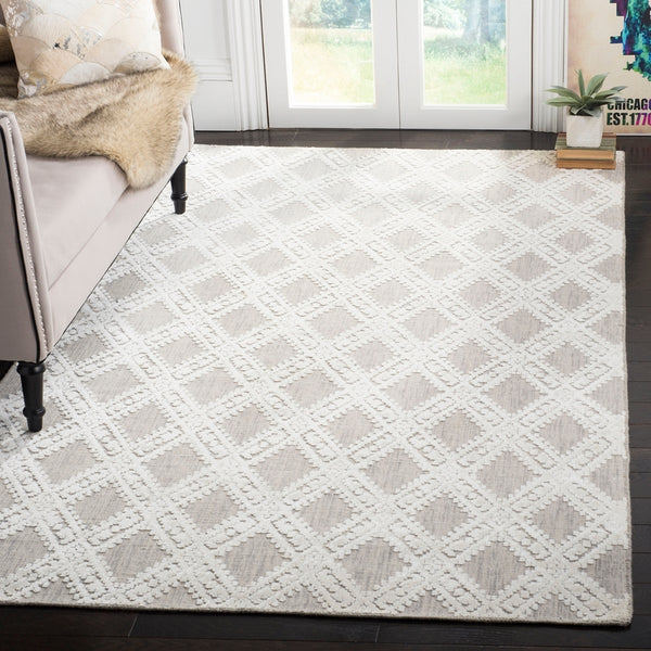 Safavieh Mirage MIR901 Hand Loomed Rug