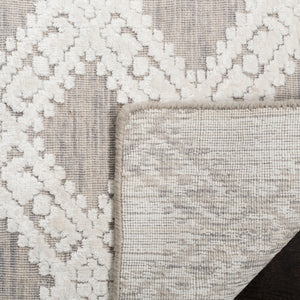 Safavieh Mirage MIR901 Hand Loomed Rug