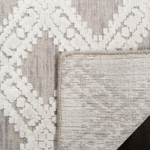 Safavieh Mirage MIR901 Hand Loomed Rug