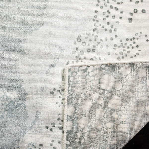 Safavieh Mirage MIR977 Loom Knotted Rug