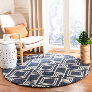 Safavieh Micro Loop MLP154 Tufted Rug