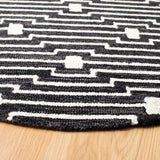 Safavieh Micro-Loop 166 Hand Tufted 80% Wool and 20% Cotton Contemporary Rug MLP166H-5SQ