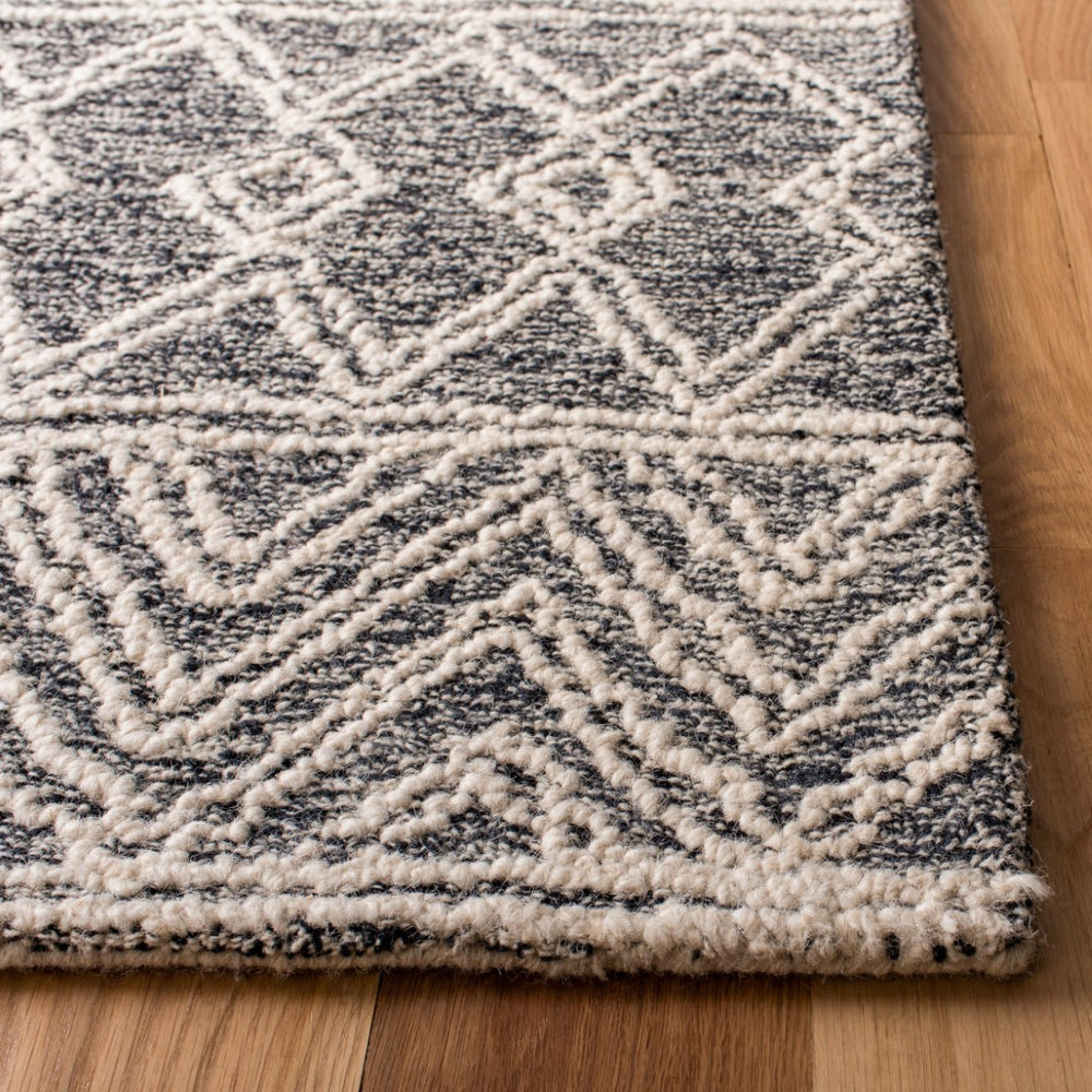 Safavieh Micro Loop MLP203 Hand Tufted Rug