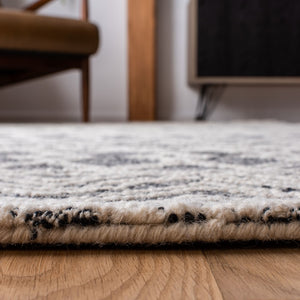 Safavieh Micro Loop MLP203 Hand Tufted Rug