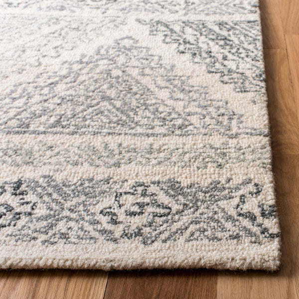 Safavieh Micro Loop MLP206 Hand Tufted Rug