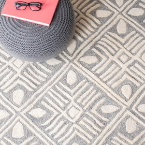 Safavieh Micro-Loop Hand Tufted Wool Contemporary Rug MLP262F-24