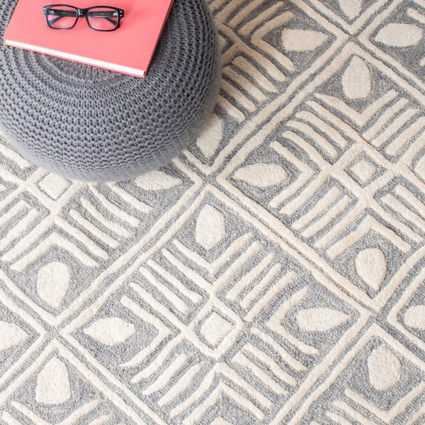 Safavieh Micro-Loop Hand Tufted Wool Contemporary Rug MLP262F-24