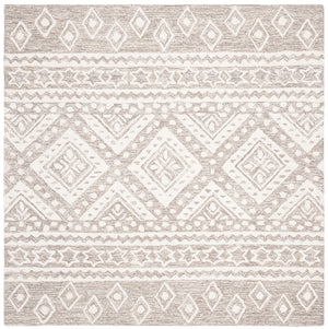 Safavieh Micro Loop MLP501 Hand Tufted Rug
