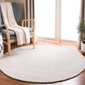 Safavieh Micro MLP502 Hand Tufted Rug