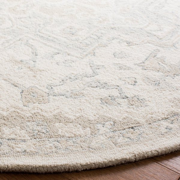 Safavieh Micro MLP503 Hand Tufted Rug