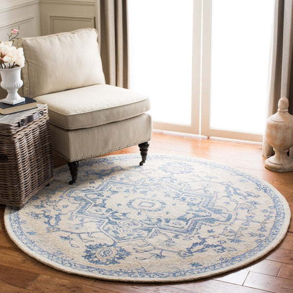 Safavieh Micro MLP503 Hand Tufted Rug