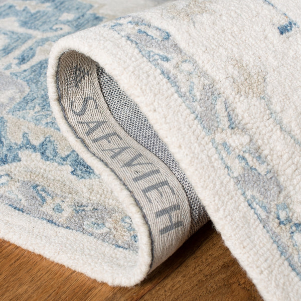 Safavieh Micro MLP503 Hand Tufted Rug