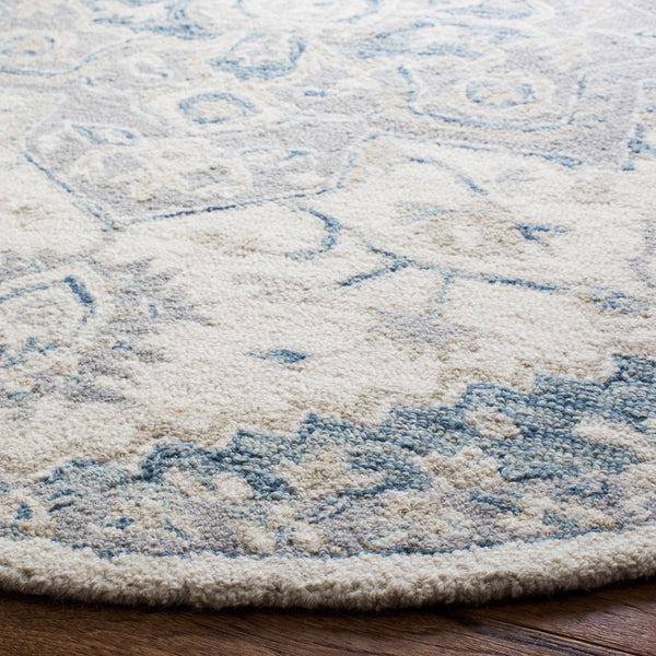 Safavieh Micro MLP503 Hand Tufted Rug