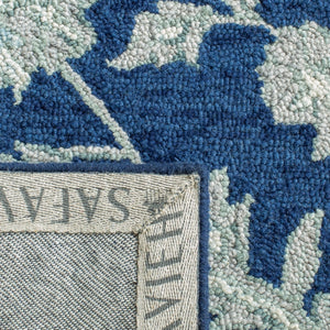 Safavieh Micro MLP506 Hand Tufted Rug