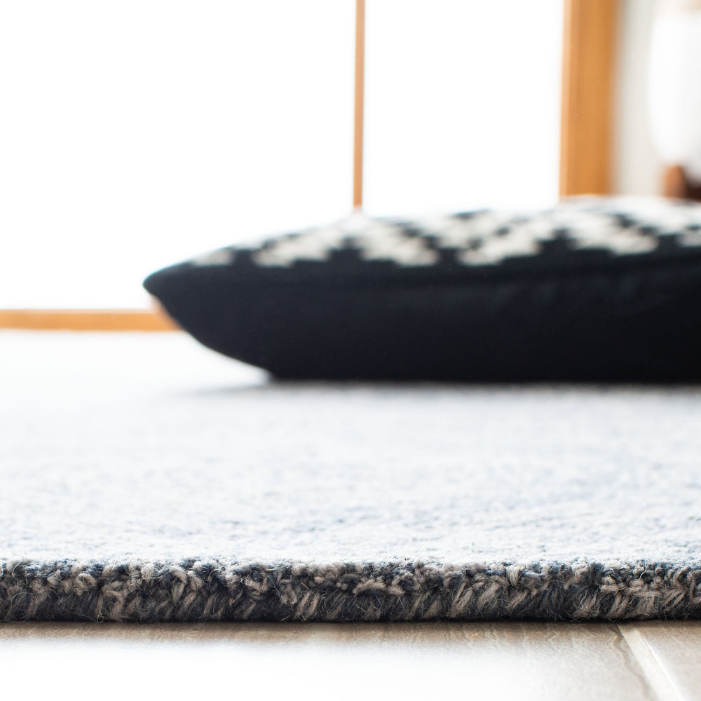 Safavieh Micro Loop MLP615 Hand Tufted Rug