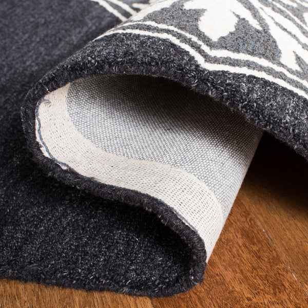 Safavieh Micro-Loop 620 Hand Tufted Wool Bohemian Rug MLP620H-4