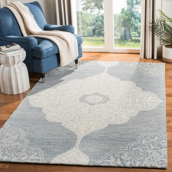 Safavieh Micro Loop MLP620 Hand Tufted Rug