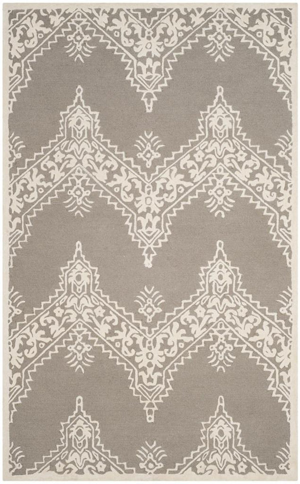 Safavieh Manchester 523 Hand Tufted Wool and Viscose Rug MNH523A-3