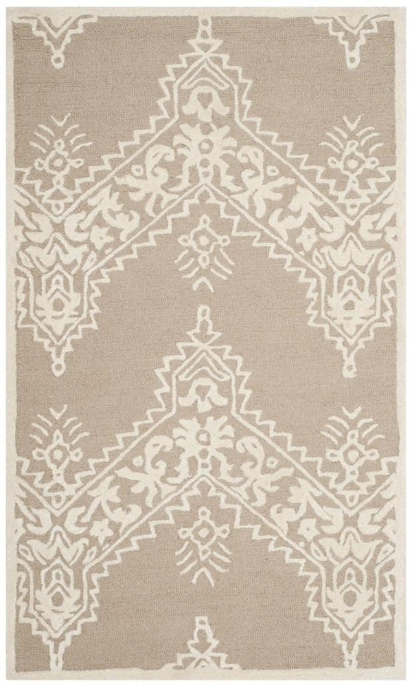 Safavieh Manchester 523 Hand Tufted Wool and Viscose Rug MNH523B-3