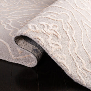 Safavieh Manchester 524 Hand Tufted Wool and Viscose Rug MNH524B-3