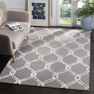 Safavieh Manchester 540 Hand Tufted 65% Wool and 35% Viscose Rug MNH540A-3