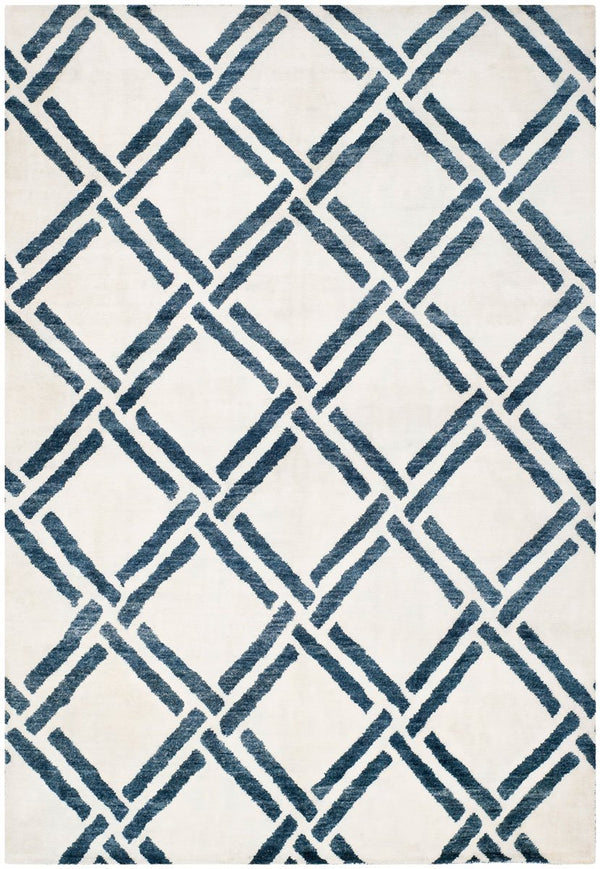 Safavieh Moroccan MOR551 Hand Knotted Rug