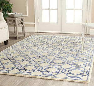 Safavieh Mosaic MOS152 Hand Knotted Rug