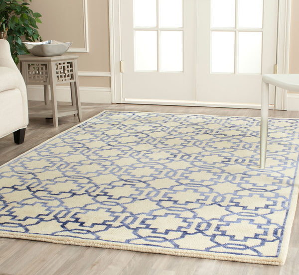 Safavieh Mosaic MOS152 Hand Knotted Rug