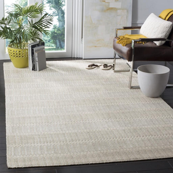 Safavieh Marbella 124 Hand Loomed Bamboo and Viscose Contemporary Rug MRB124B-28