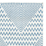 Safavieh Marbella 304 Contemporary Hand Loomed Pile Content: 50% Wool, 50% Polyester | Overall Content: 45% Wool, 50% Polyester, 5% Cotton Rug MRB304L-4