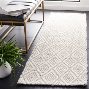 Safavieh Marbella 308  Hand Woven 100% Wool Pile Rug MRB308L-9