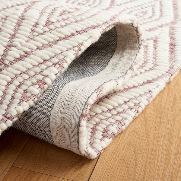 Safavieh Marbella 308 Hand Woven 100% Wool Pile Rug Dark Pink / Ivory MRB308U-4