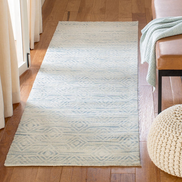 Safavieh Marbella 353 Hand Loomed Wool Contemporary Rug MRB353B-3