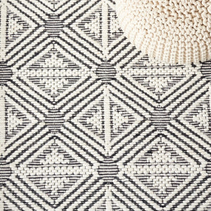 Safavieh Marbella 451 Hand Loomed Wool and Cotton with Latex Contemporary Rug MRB451A-8