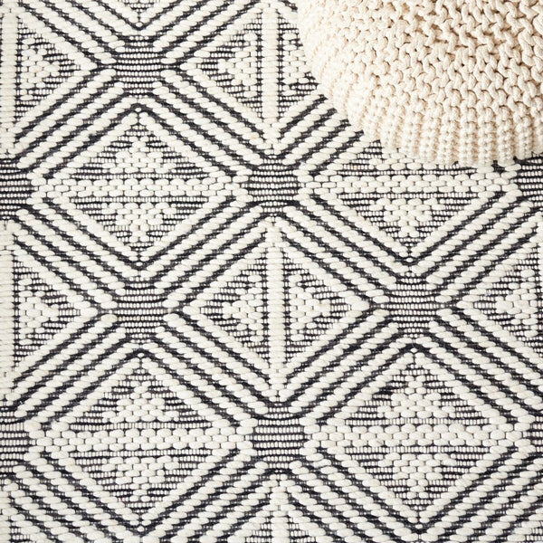 Safavieh Marbella 451 Hand Loomed Wool and Cotton with Latex Contemporary Rug MRB451A-8