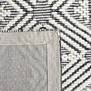 Safavieh Marbella 451 Hand Loomed Wool and Cotton with Latex Contemporary Rug MRB451A-8