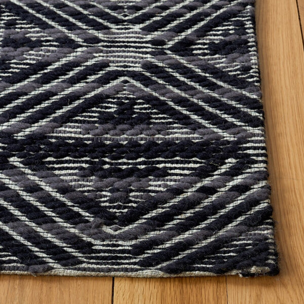 Safavieh Marbella 451 Hand Loomed Wool and Cotton with Latex Contemporary Rug MRB451Z-8