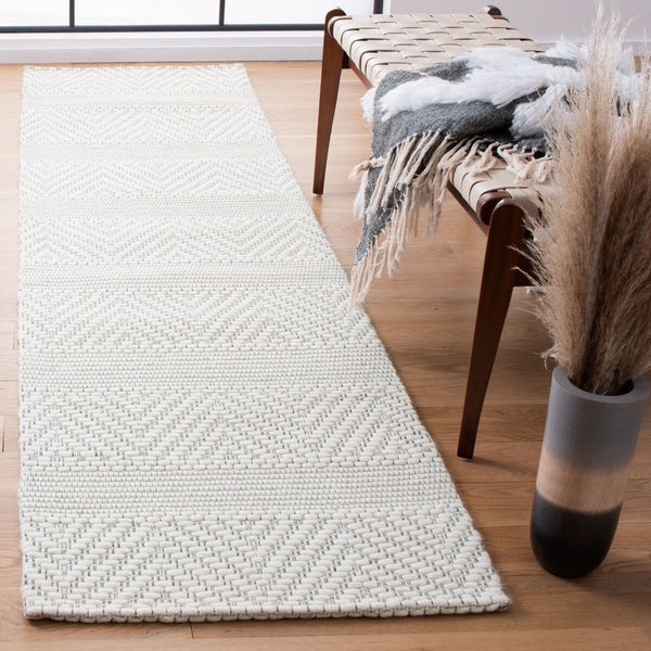 Safavieh Marbella 554 Power Loomed 60% Wool/20% Nylon/and 20% Cotton Contemporary Rug MRB554A-8