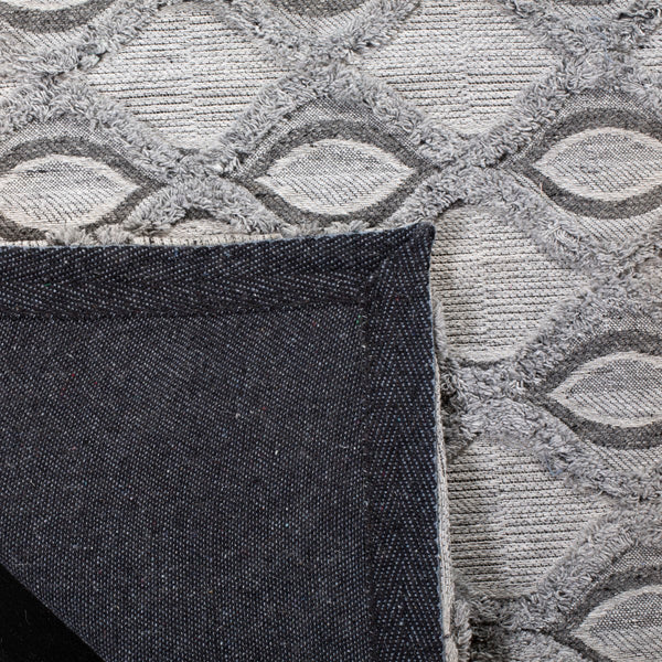 Safavieh Marbella MRB601 Hand Loomed Rug