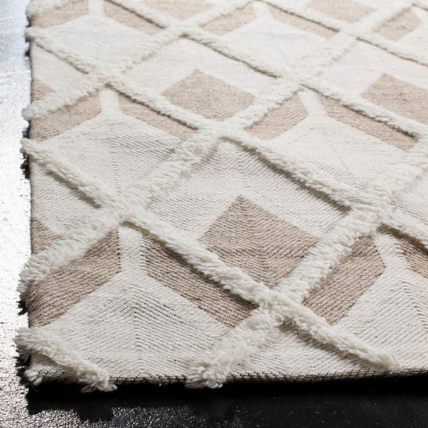 Safavieh Marbella MRB602 Hand Loomed Rug