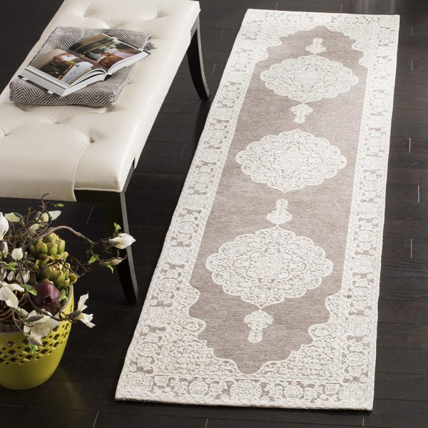 Safavieh Marbella MRB615 Hand Loomed Rug