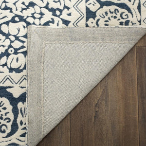 Safavieh Marbella 615 Hand Loomed 83% Polyester/14% Cotton/and 3% Rayon Contemporary Rug MRB615D-28